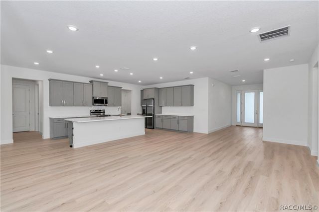 6334 W Settler Drive, Beverly Hills, FL 34465