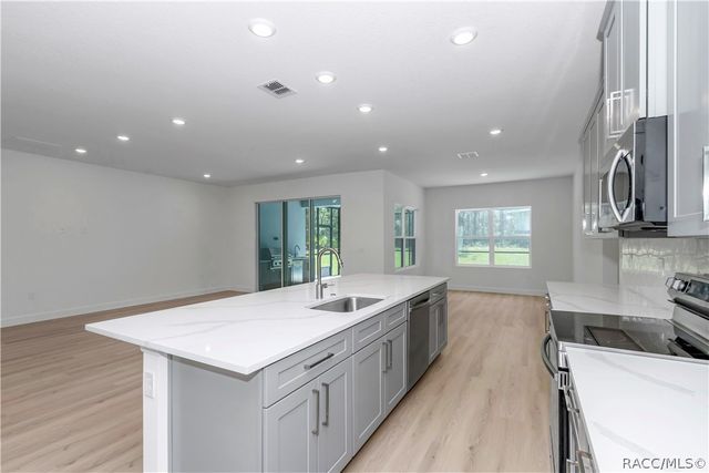 6334 W Settler Drive, Beverly Hills, FL 34465