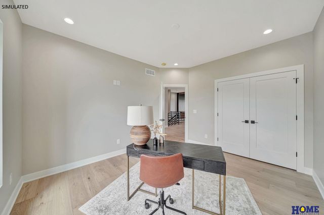 7922 S 42nd Street, Lincoln, NE 68516