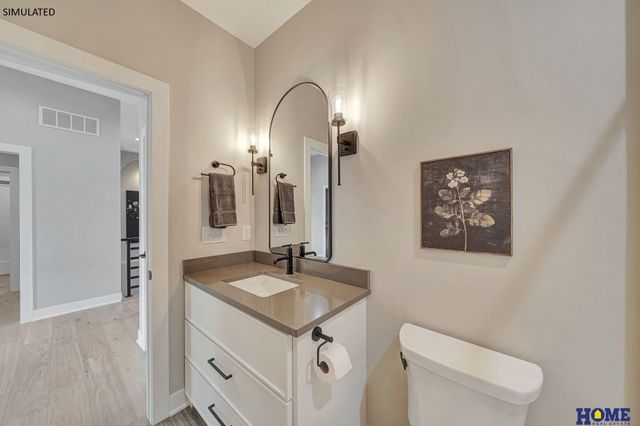 7922 S 42nd Street, Lincoln, NE 68516