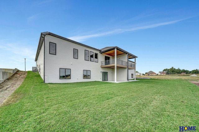 7922 S 42nd Street, Lincoln, NE 68516