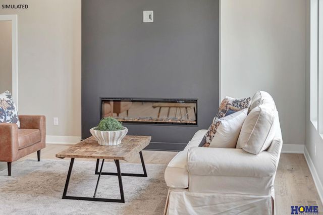 7922 S 42nd Street, Lincoln, NE 68516