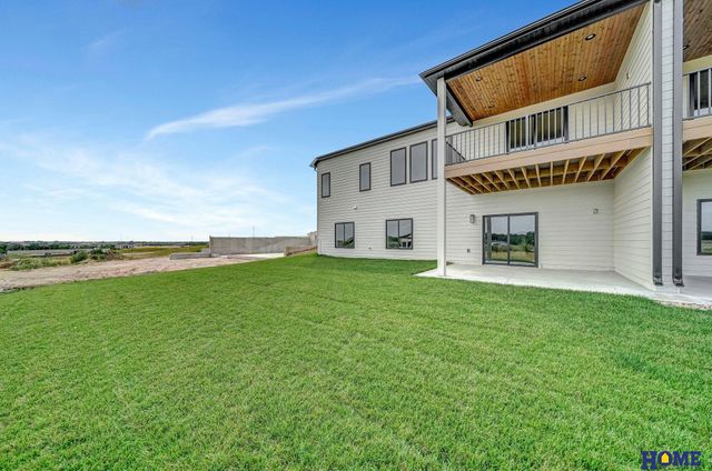 7922 S 42nd Street, Lincoln, NE 68516