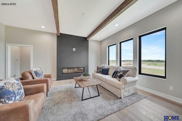 7922 S 42nd Street, Lincoln, NE 68516