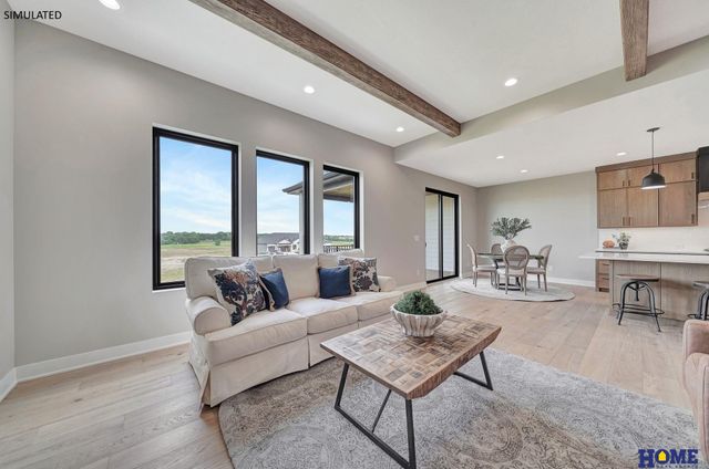 7922 S 42nd Street, Lincoln, NE 68516