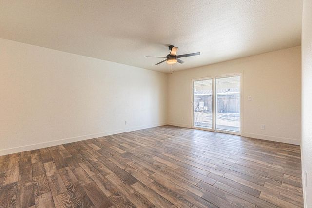 300 Walnut Street, Madera, CA 93637