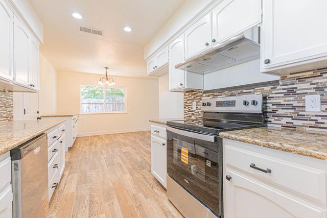 300 Walnut Street, Madera, CA 93637