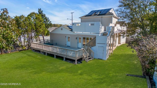 101 Clearwater Drive, Forked River, NJ 08731