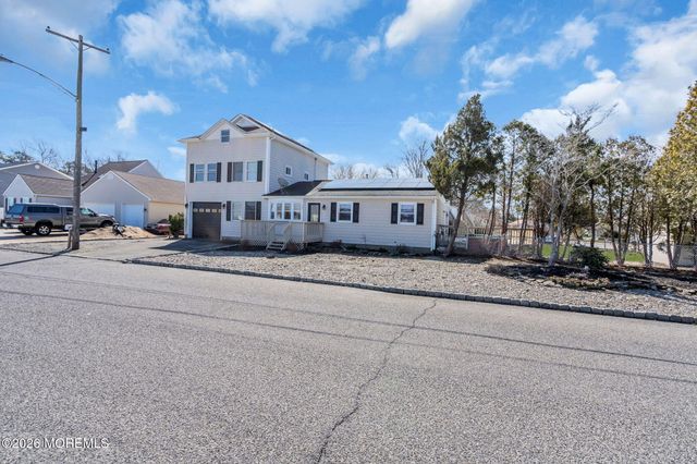 101 Clearwater Drive, Forked River, NJ 08731