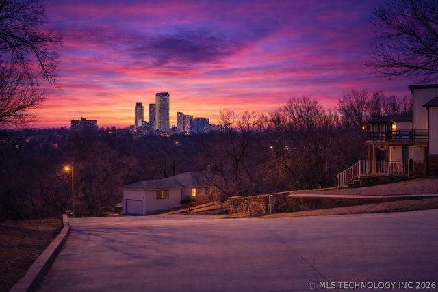 2219 N Main Street, Tulsa, OK 74106