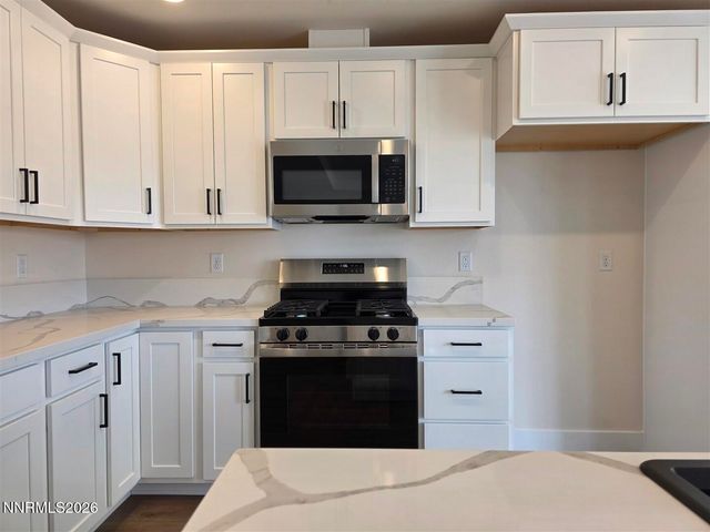 201 Cleek Court, Yerington, NV 89447