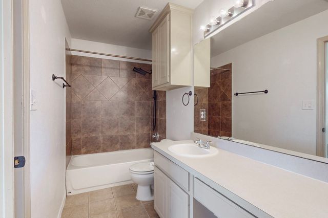 1118 Mulkey Lane, Denton, TX 76209