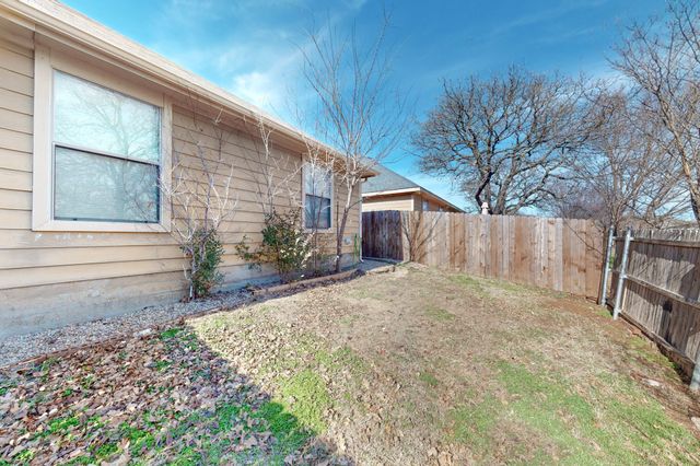 1118 Mulkey Lane, Denton, TX 76209