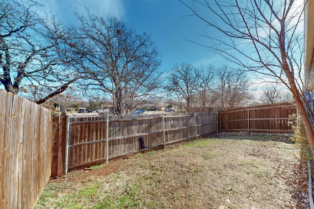 1118 Mulkey Lane, Denton, TX 76209