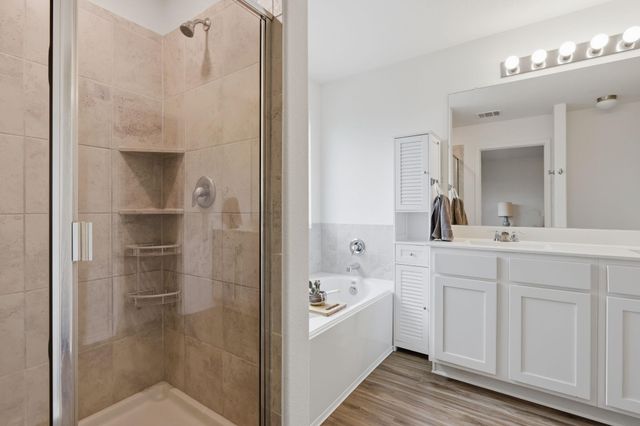 129 Esparza DR, Bastrop, TX 78602
