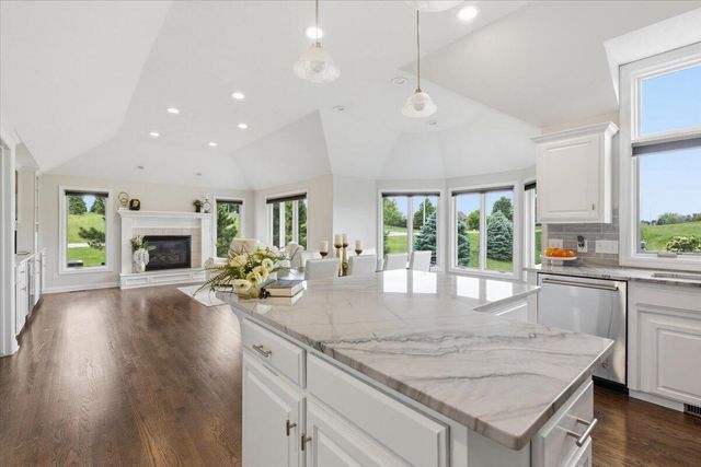 17660 NEWBERRY Circle, Council Bluffs, IA 51503