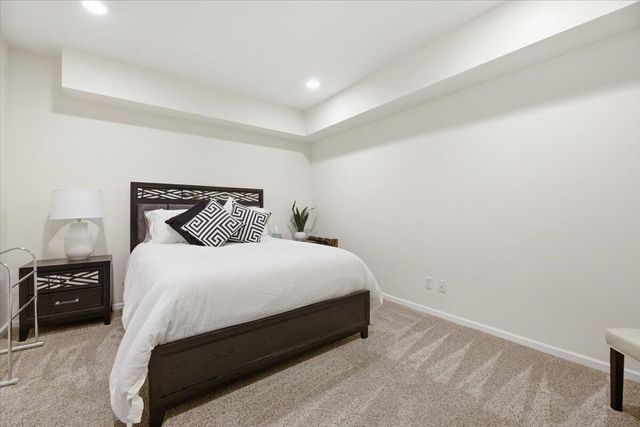 17660 NEWBERRY Circle, Council Bluffs, IA 51503
