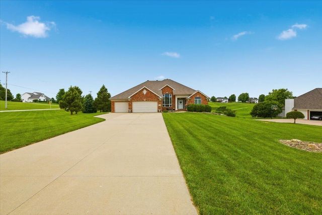 17660 NEWBERRY Circle, Council Bluffs, IA 51503