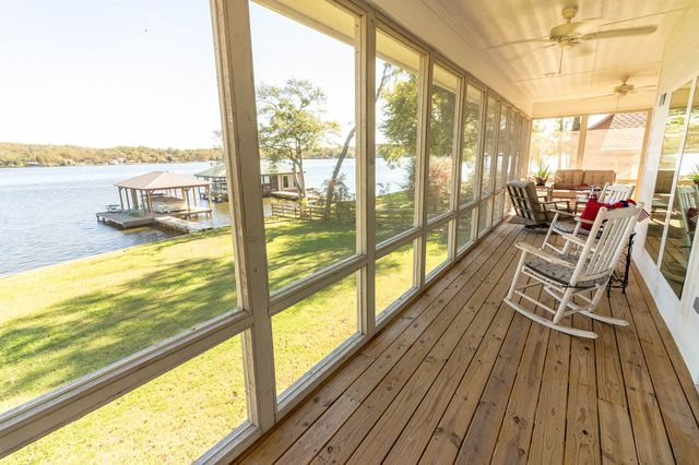 420 Island Drive, Murchison, TX 75778
