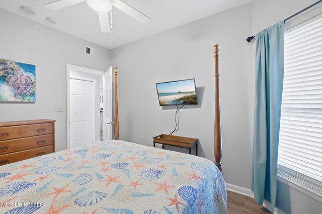 2230 Beach Drive, 1205, Gulfport, MS 39507