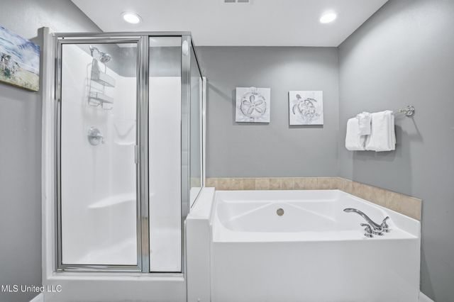 2230 Beach Drive, 1205, Gulfport, MS 39507