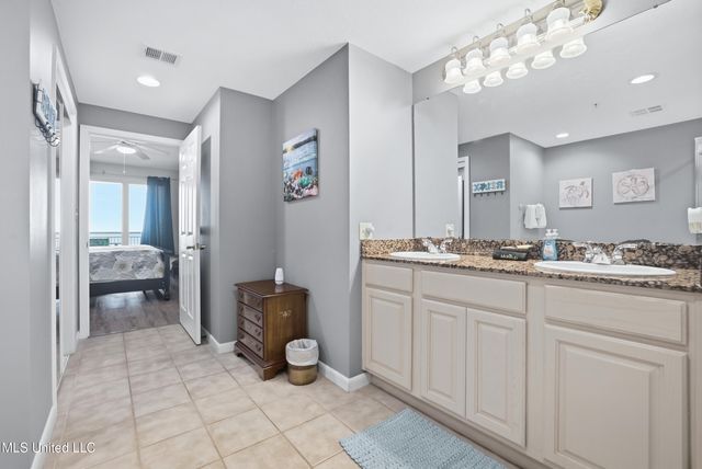 2230 Beach Drive, 1205, Gulfport, MS 39507