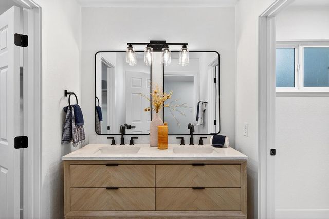 6211 Longmont Way, Carmichael, CA 95608