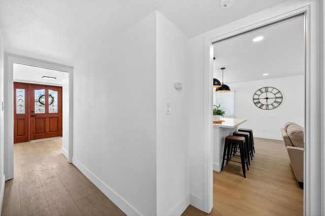 6211 Longmont Way, Carmichael, CA 95608