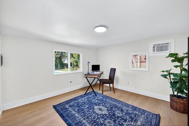 6211 Longmont Way, Carmichael, CA 95608