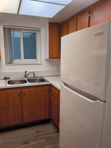 7041 Pembroke Road 2, Pembroke Pines, FL 33023