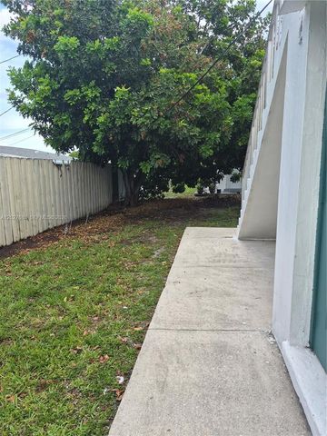 7041 Pembroke Road 2, Pembroke Pines, FL 33023