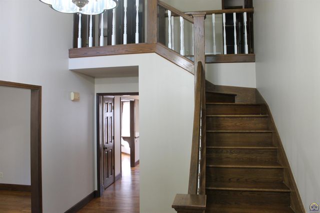 5978 SW 31st Ter, Topeka, KS 66614