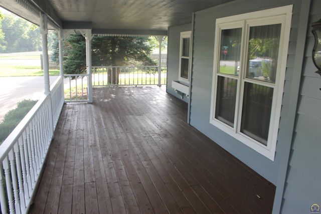 5978 SW 31st Ter, Topeka, KS 66614