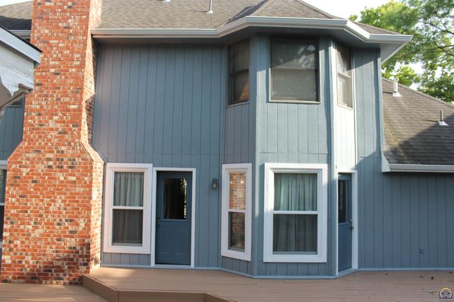 5978 SW 31st Ter, Topeka, KS 66614
