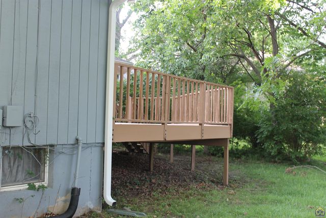 5978 SW 31st Ter, Topeka, KS 66614