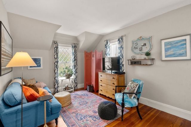 22 Grant St, Needham, MA 02492