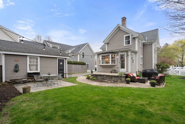 22 Grant St, Needham, MA 02492