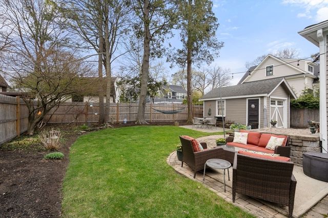 22 Grant St, Needham, MA 02492