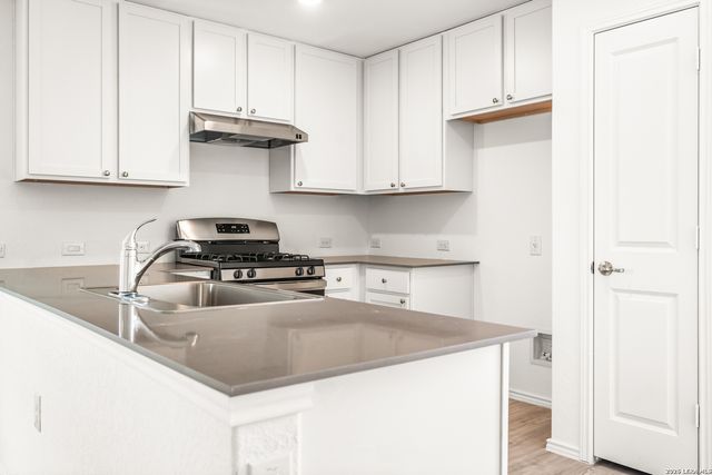 10119 Ana Heights, San Antonio, TX 78224