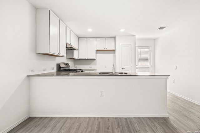 10119 Ana Heights, San Antonio, TX 78224