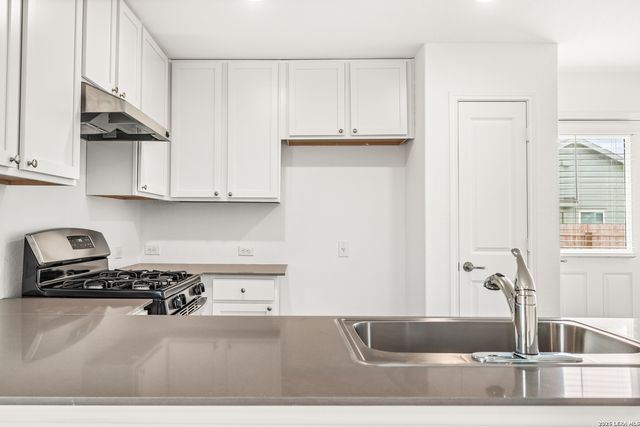 10119 Ana Heights, San Antonio, TX 78224