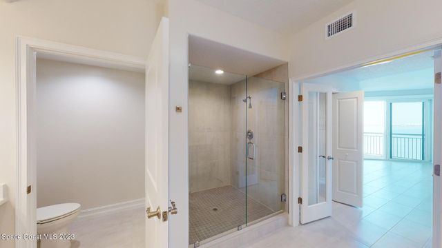 1465 S Harbor City Boulevard 801, Melbourne, FL 32901