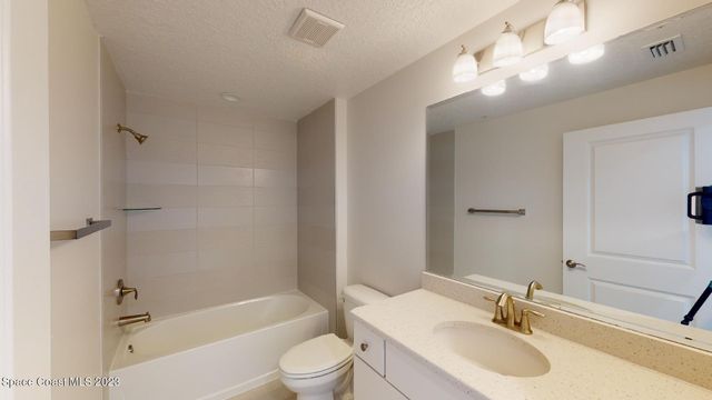 1465 S Harbor City Boulevard 801, Melbourne, FL 32901