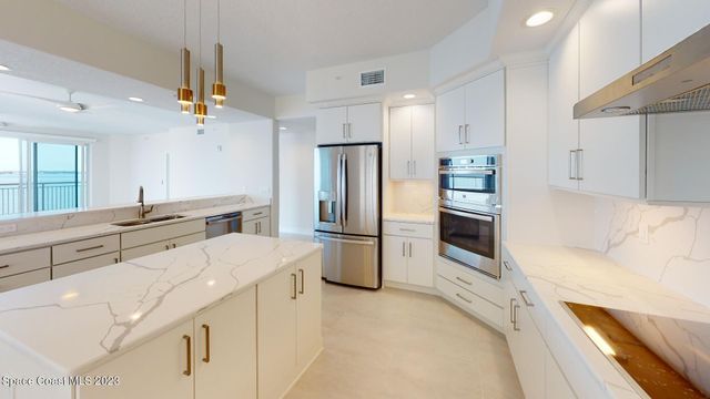 1465 S Harbor City Boulevard 801, Melbourne, FL 32901