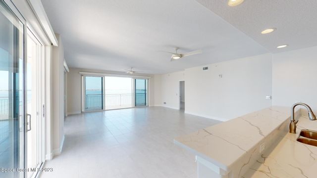 1465 S Harbor City Boulevard 801, Melbourne, FL 32901