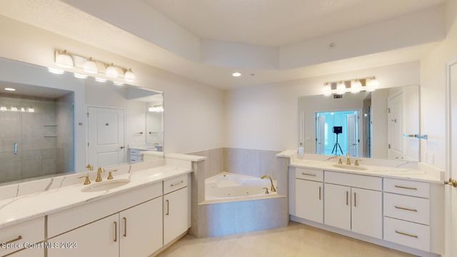 1465 S Harbor City Boulevard 801, Melbourne, FL 32901