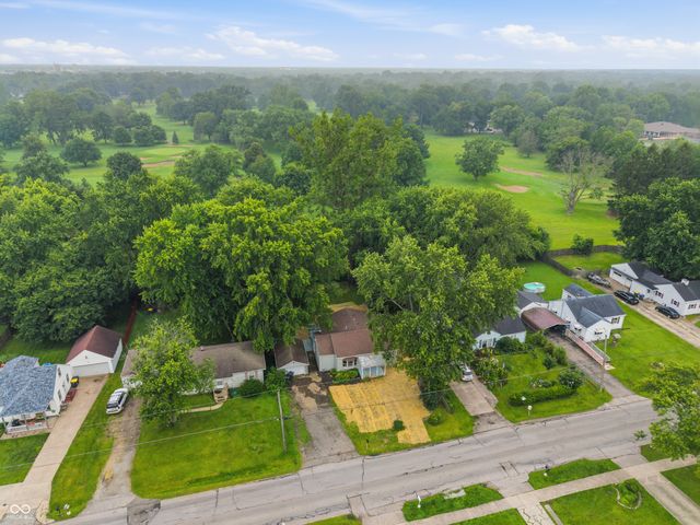 815 W Vinyard Street, Anderson, IN 46011