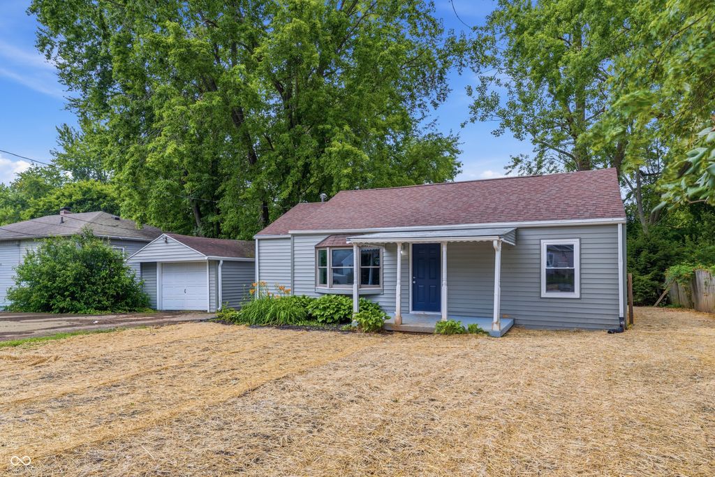 815 W Vinyard Street, Anderson, IN 46011