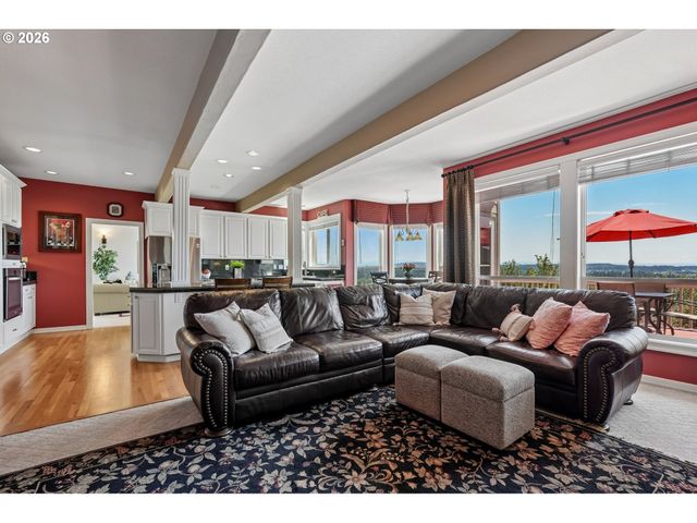 11904 Sw VIEWCREST Ct, Tigard, OR 97224