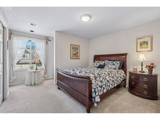11904 Sw VIEWCREST Ct, Tigard, OR 97224